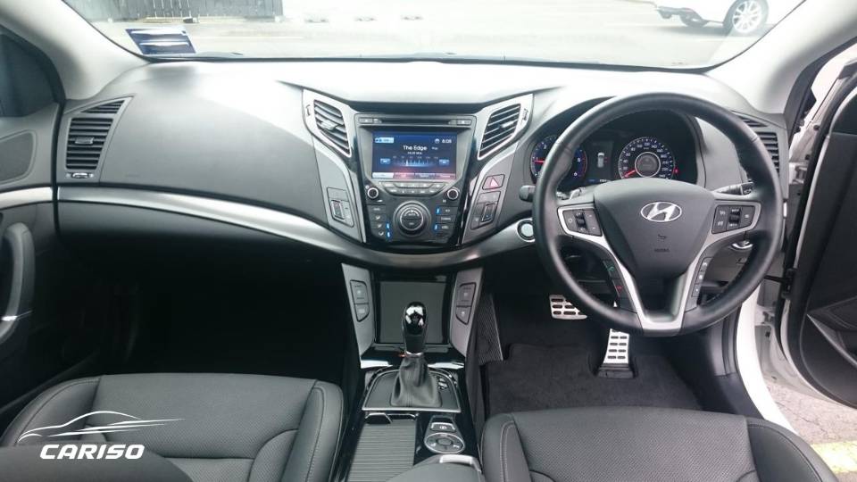 بررسی هیوندای i40
